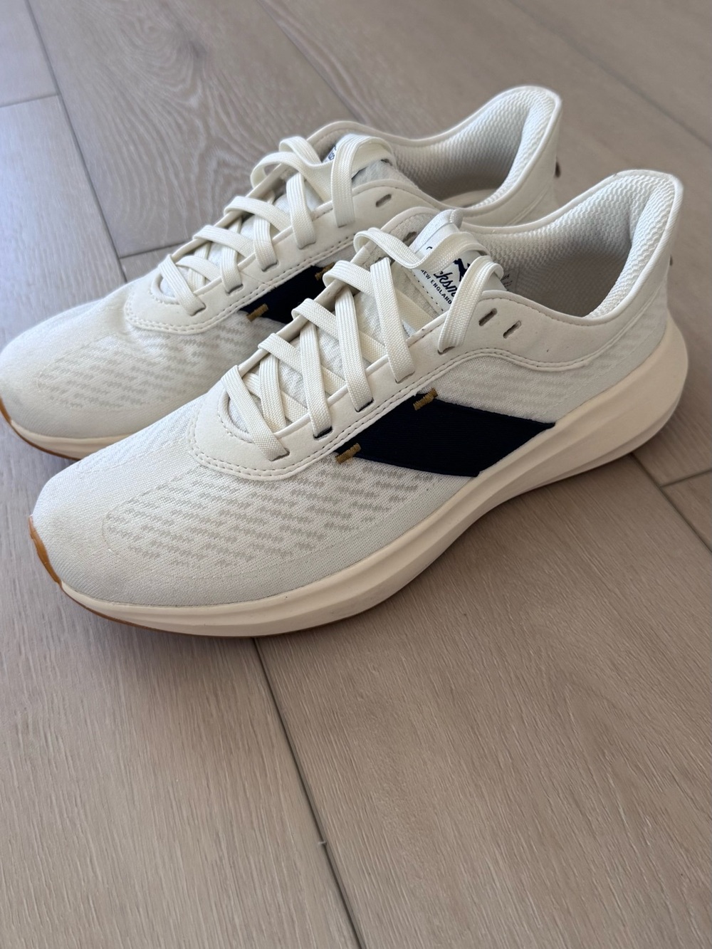 Tracksmith Elliott Runner
